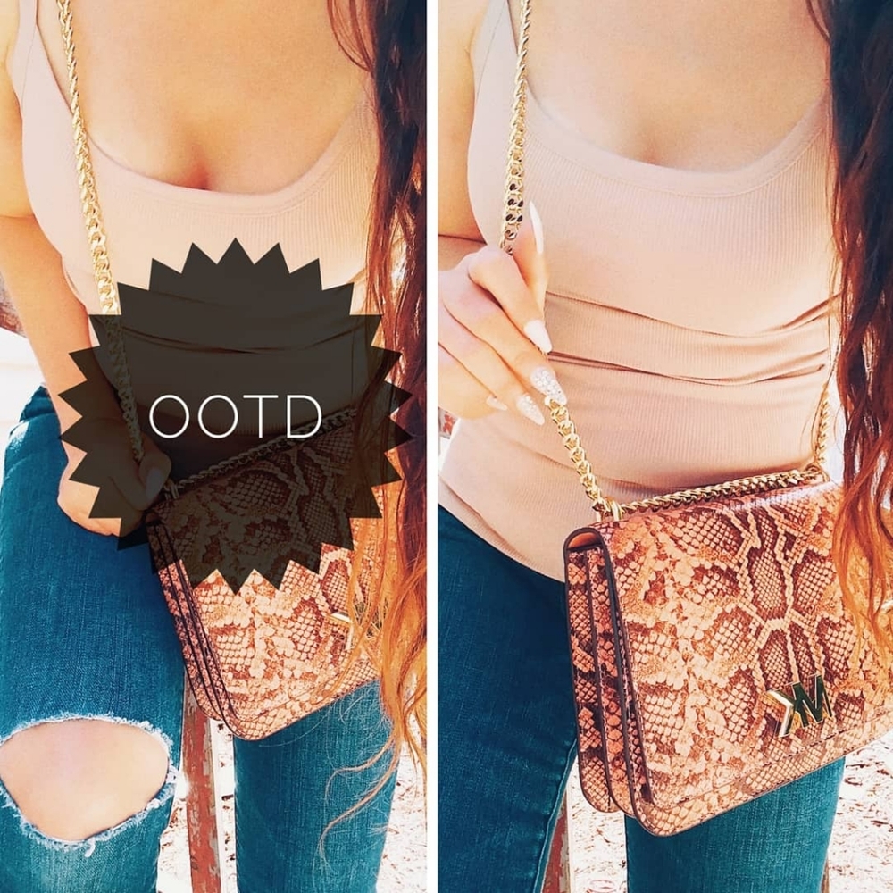 Soft Ribbed Stretch Cami Tank Top - Picture 3 of 8